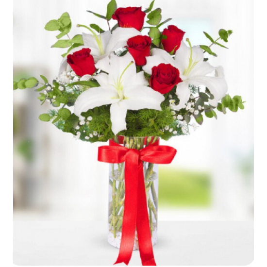 Kırmızı Gül ve Beyaz Lilyum